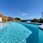 Superbe Vue Et Esterel, Neuve Pour 8-10 Personnes, Clim, Piscine Villa *