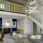 Superbe Vue Et Esterel, Neuve Pour 8-10 Personnes, Clim, Piscine *