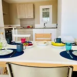Superbe Vue Et Esterel, Neuve Pour 8-10 Personnes, Clim, Piscine Villa *