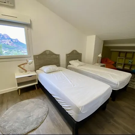 Superbe Vue Et Esterel, Neuve Pour 8-10 Personnes, Clim, Piscine 别墅 *