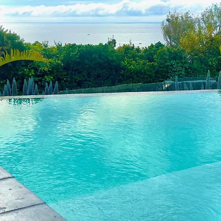 Superbe Vue Et Esterel, Neuve Pour 8-10 Personnes, Clim, Piscine Villa Saint-Raphaël