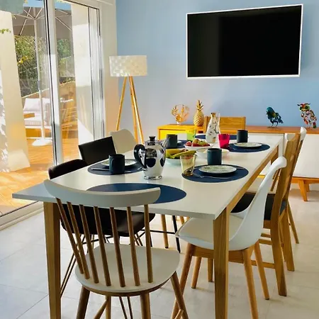 Superbe Vue Et Esterel, Neuve Pour 8-10 Personnes, Clim, Piscine *