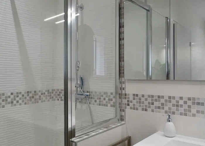 Villa Superbe Vue Et Estérel, Neuve Pour 8-10 Personnes, Clim, Piscine Saint-Raphaël