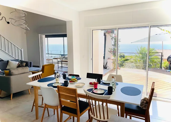 Villa Superbe Vue Et Estérel, Neuve Pour 8-10 Personnes, Clim, Piscine Saint-Raphaël